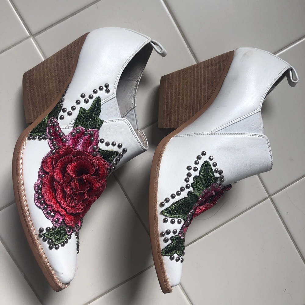 JEFFREY Campbell ROSE stud booties